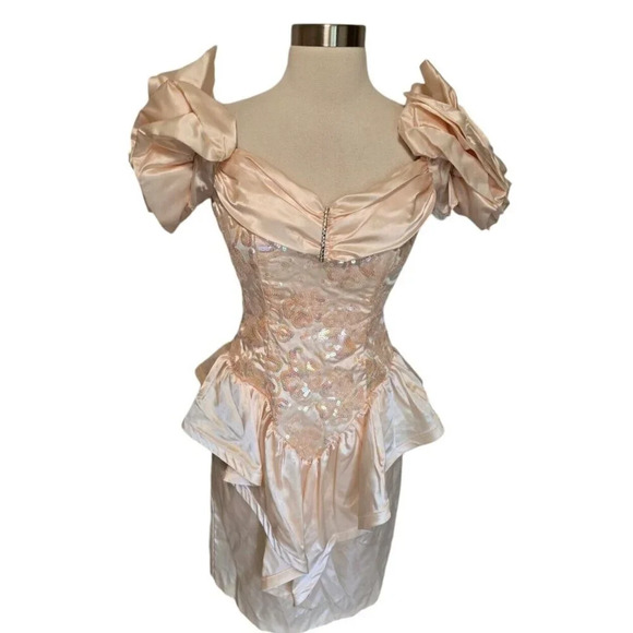Vintage Dresses & Skirts - 90s Vintage Women Satin Puffed Sleeve Prom Party Dress Size 5 Zum Zum Pink Peach